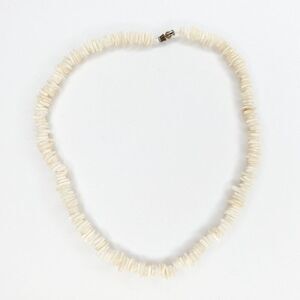 Vintage Puka Shell Chip Necklace Ivory Barrel Clasp Surfer Beach Hawaii Cruise